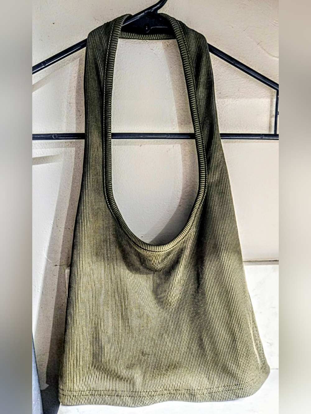 Summer Festival Must-Have!!Ribbed Olive Green Crop Halter size MED